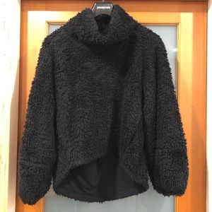 Lululemon warm restore sherpa pullover black